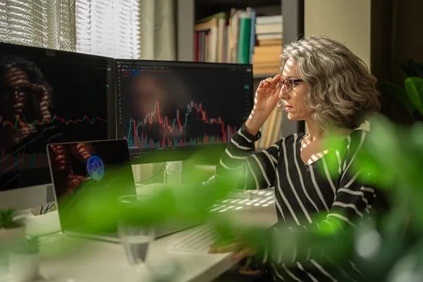 Enterprise AI shifts from experimentation to execution, focusing on ROI and workflows