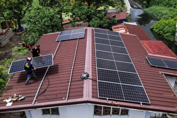 Philippines embraces solar power amid soaring energy costs