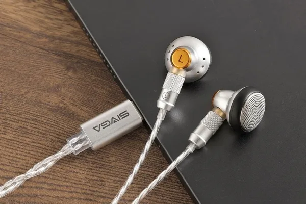 SIVGA launches retro-inspired M260 wired earbuds for music and gaming