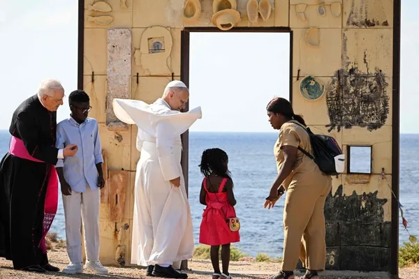 Pope Francis visits Lampedusa, urges US and EU to reconsider anti-migrant policies