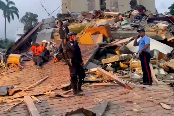 Magnitude 7.1 earthquake collapses buildings in Venezuela