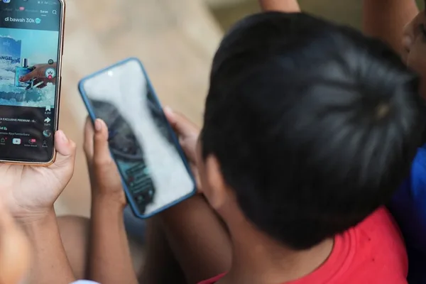 Indonesia blocks 4.8M underage social media accounts, sparking safety concerns