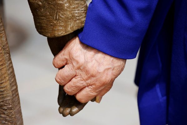 Japan-South Korea "comfort women" statue row reignited