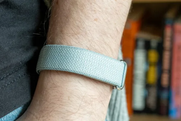Fitbit Air launches as screenless AI health tracker