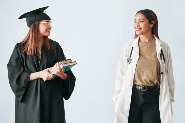 US administration limits student loans for healthcare professionals