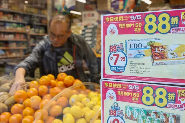 Hong Kong small grocers leverage community ties amid supermarket price war