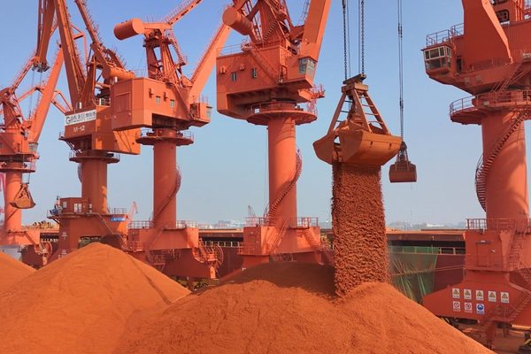Australian miners aid China's yuan internationalization push