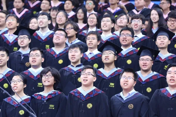 中国法律界采用人工智能助手，影响初级律师
