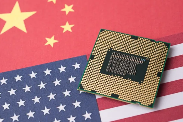 美国议员提议削减税收优惠以遏制对中国技术的依赖