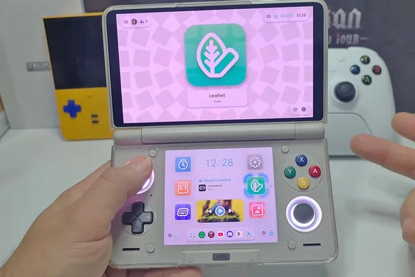 AYN Thor handheld gaming device receives Cocoon 3.0 update this week