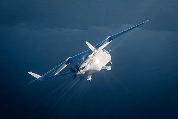 BETA Technologies 率先推出混合动力电动飞机，引领未来航空