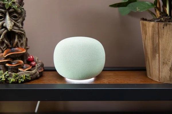 Google Home Speaker hardware praised, but Gemini AI integration lags