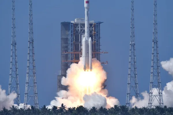 China satellite engine sets new 14-hour operational record