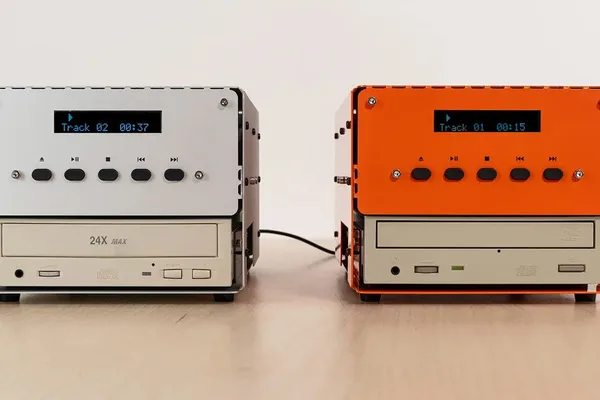 DIY套件将旧CD-ROM驱动器改造成独立的音频播放器