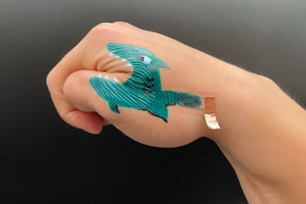 Painted e-tattoos could revolutionize wearable biosensors